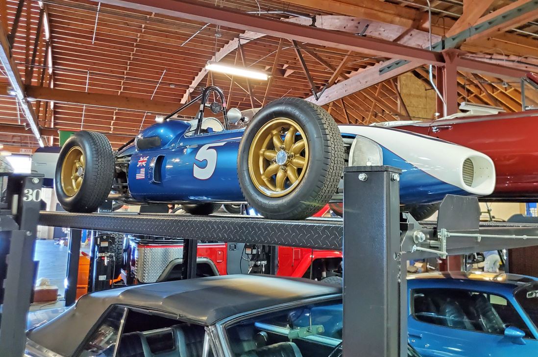 This F1 Racing Icon, a 1962 Scarab F1 Race Car with the first and only Rear-Engine Buick V8. The famous British Racing Team, Chuck Daigh and Lance Reventlow competed with the Scarab from 1958-1962.