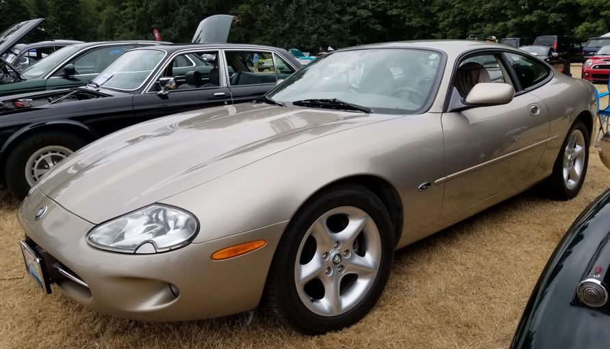 1997 XK8 Coupe belongs to Gary Griswold.
