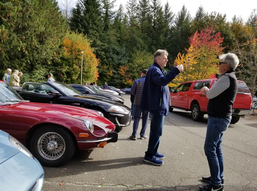 At the end we gathered at Snoqualamie Falls.  Some went to see the Falls and others just stayed in the parking lot and chatted with other members. Greg Holt talking with Tracy Owen.