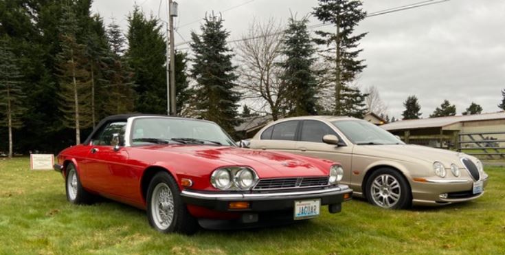 Ray Papineau's red XJS and my Topaz S-Type.