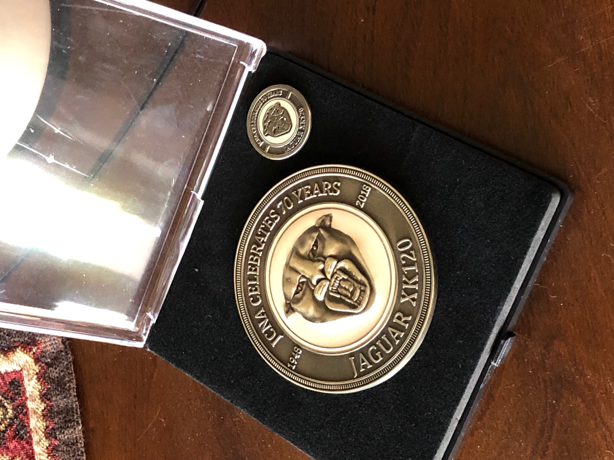 JCNA XK 120 Anniversary Badge and Pin Set